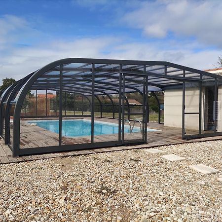 Maison Avec Piscine Privee, Proche Plage Avrille  Bagian luar foto